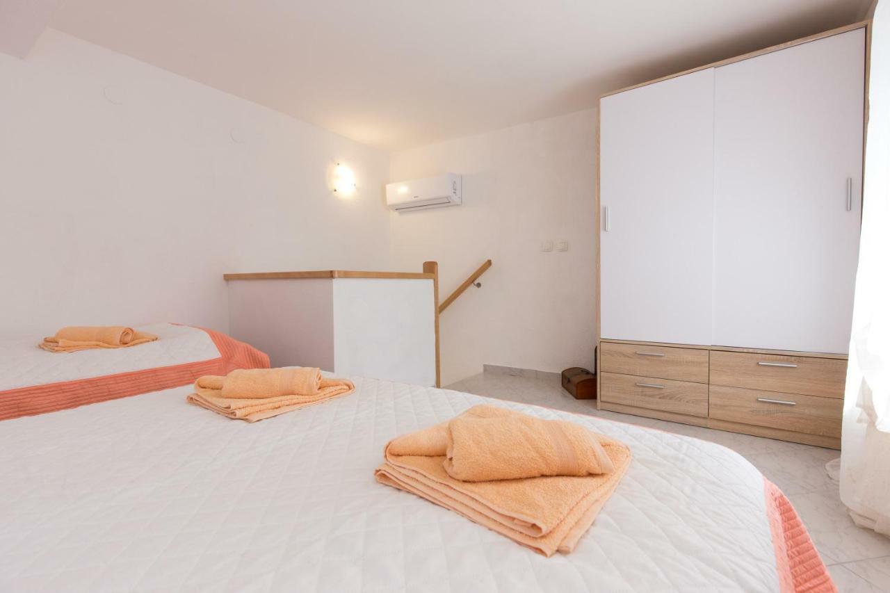 Apartman Marija 218 Risika Exterior foto